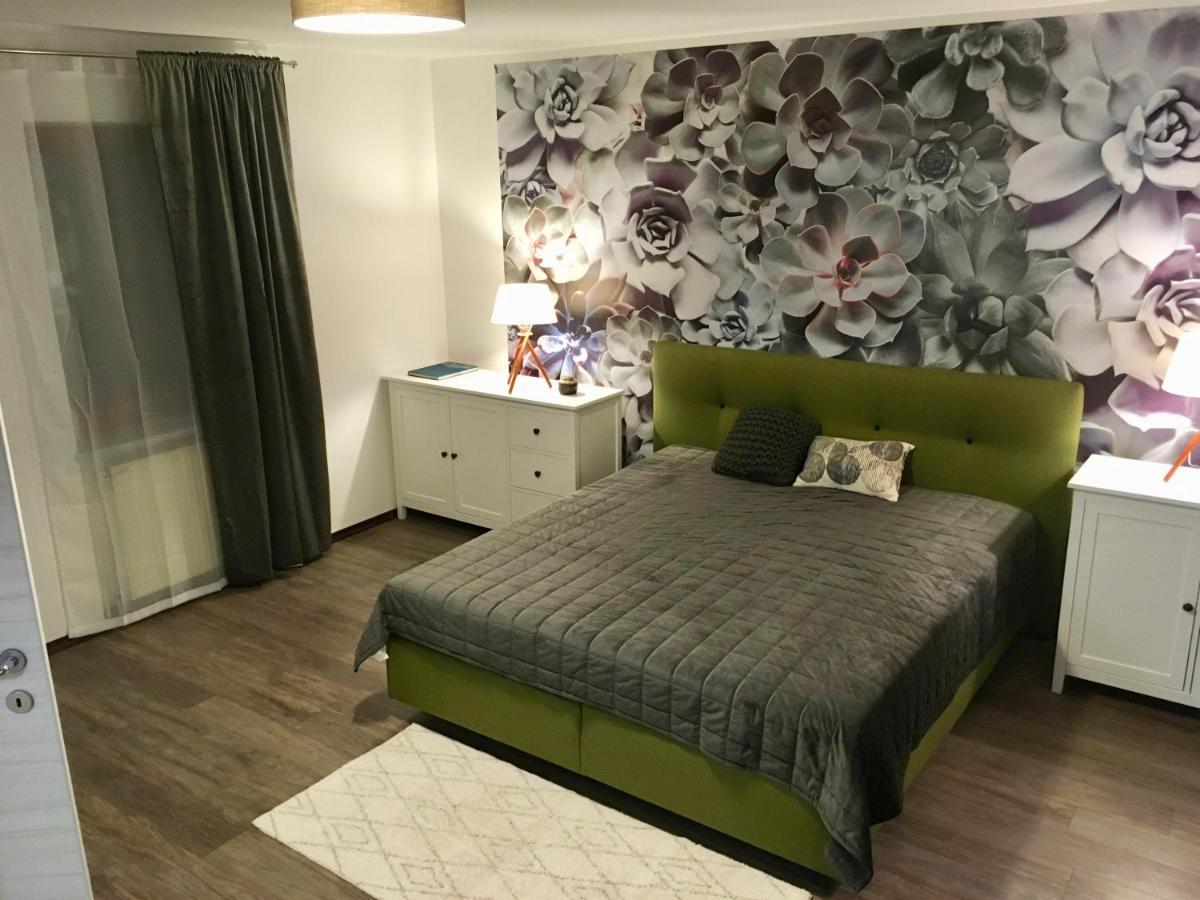 Stay Apartments Bled Bagian luar foto