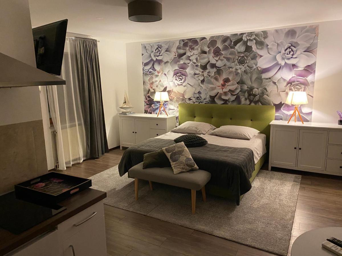 Stay Apartments Bled Bagian luar foto