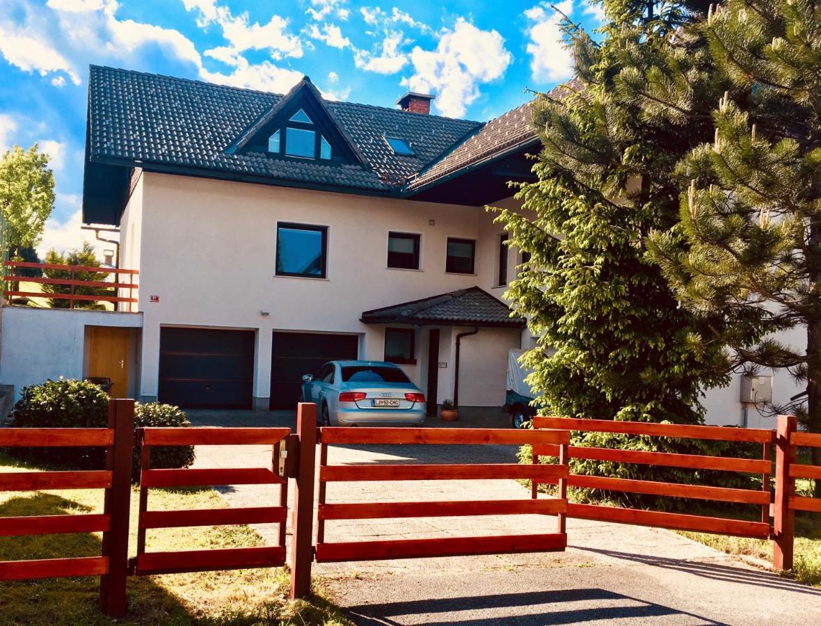 Stay Apartments Bled Bagian luar foto